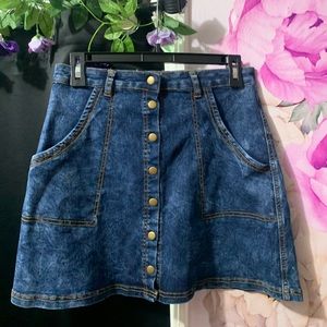 Denim skirt